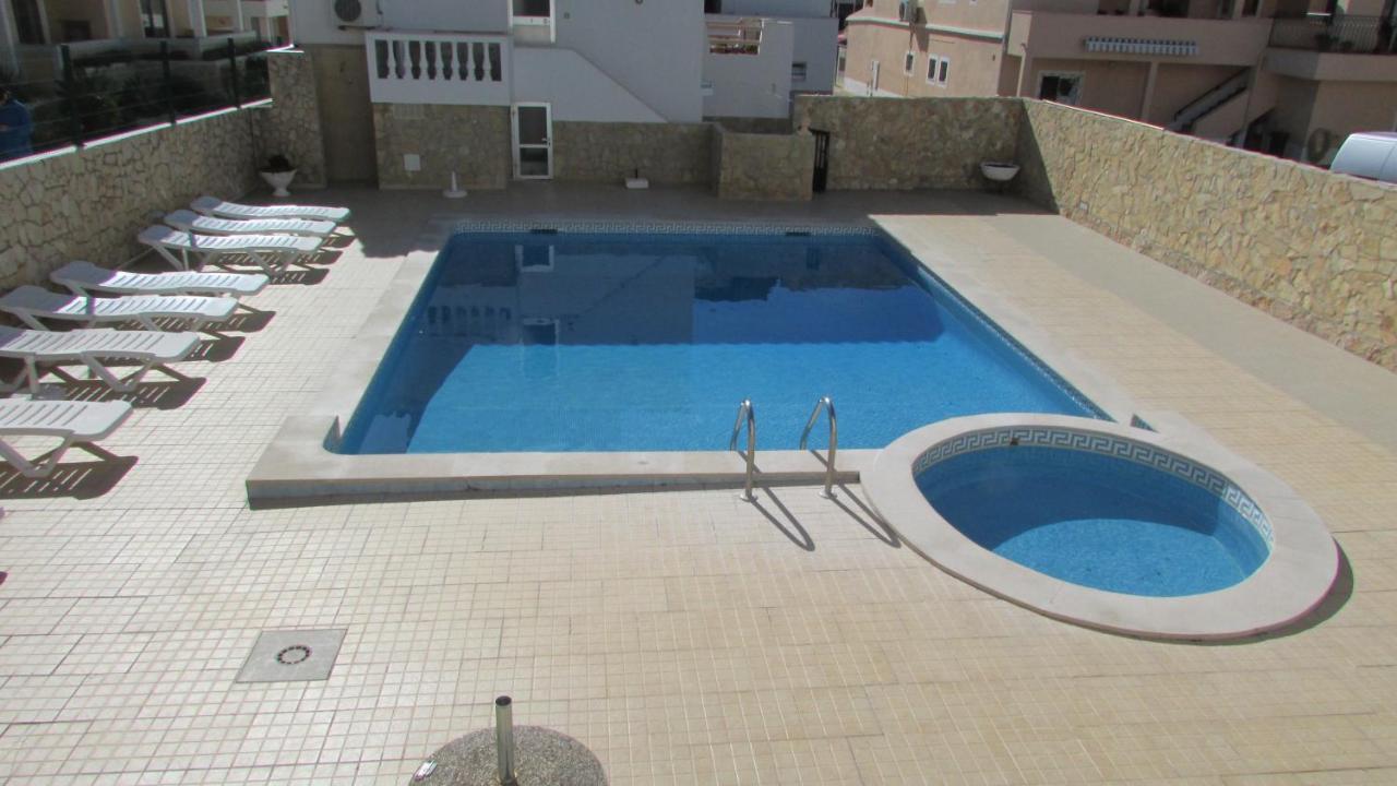 Апартаменты Apartamento - 2 A 4 Pessoas- Piscina Ольюш-ди-Агуа  Экстерьер фото